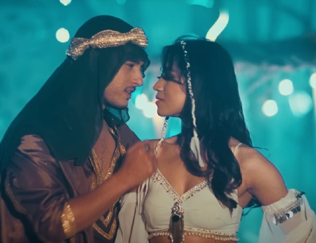 ‘बैमानी’मा पुष्प र कविताको रोमान्स (भिडियो)