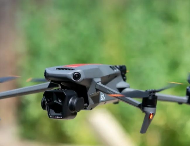 संसद् भवनभित्र खसेको ड्रोन कलेजका विद्यार्थीकाे