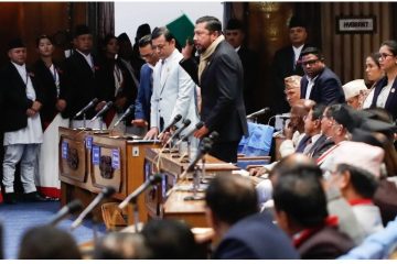 रास्वपा र राप्रपाकाे अवरोधका बाबजुत प्रतिनिधि सभाको बैठक चल्दै