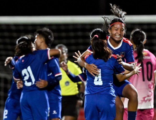 नेपाल बंगलादेशविरुद्धको पहिलो हाफमै २-१ ले पछि